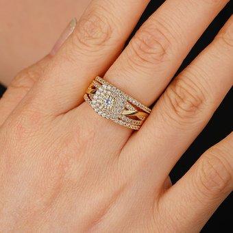 Women's Jewelry Cubic Zirconia Ring Set In Gold Or White Gold Plated Copper, Geometric Design For Engagement, Wedding, Or Everyday Wear, Sizes 5-10