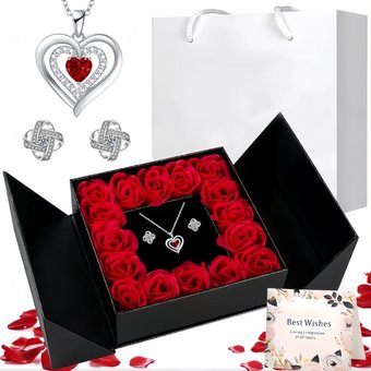 Women’s Jewelry Set Fashion hot selling love necklace for women fashion diamond heart shaped pendant clavicle chain Valentine's Day gift