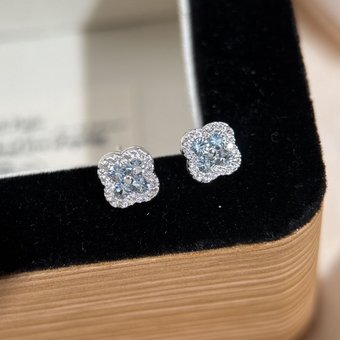 Exquisite Full Diamond Blue Clover Earrings With Feminine Temperament, Light Luxury And High-End Feeling, Flower
