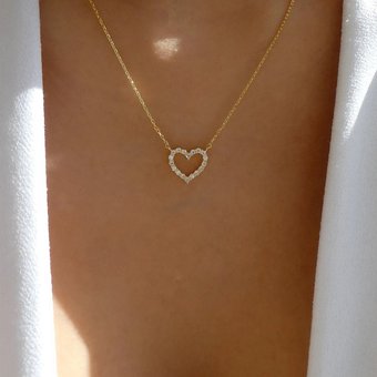 Alloy Diamond - Studded Heart Necklace For Women