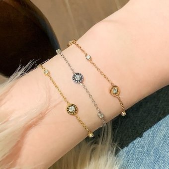 Titanium Steel Color-Retaining Roman Zircon For Women, Bracelet, Light Luxury Niche Friendship Bracelet