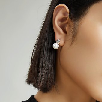 S925 silver pearl stud earrings female niche popular electroplated gold plated design sense earrings
