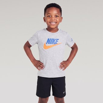 Camiseta Nike Club Family Infantil
