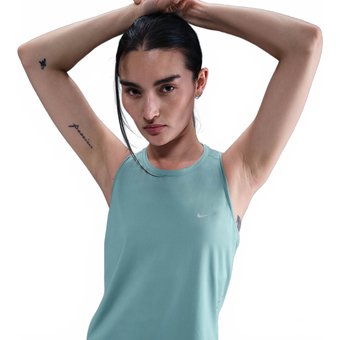 Regata Nike Dri-FIT Run Swift Feminina