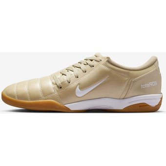 Nike Total 90