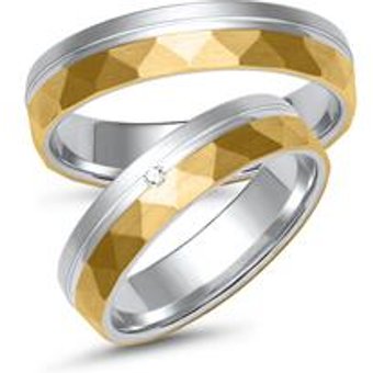 Trauringe aus Weiß- und Gelbgold mit Diamant
