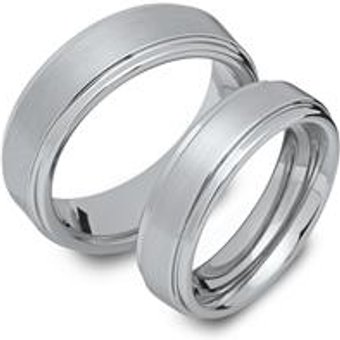 Moderne Eheringe aus Wolfram robust