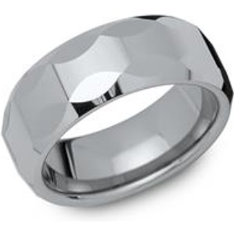 Moderner facettierter Wolframring robust