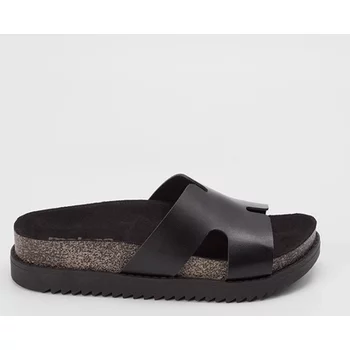 Tamanco Moleca Plataforma Tira Vazada Preto