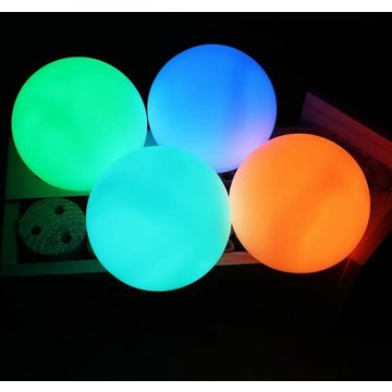 4 pcs Lumière de Piscine Flottante SONIATKIA, IP68 Étanche Boule Lumineuse LED, Lampe de Piscine à LED 16 Couleurs RVB Changement avec Télécommande