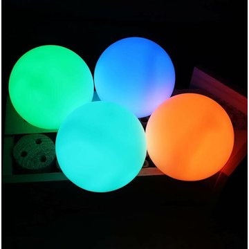4 pièces de luminaire flottant pour piscine , boule lumineuse led étanche IP68 , luminaire led pour piscine 16 couleurs rvb Change avec télécommande