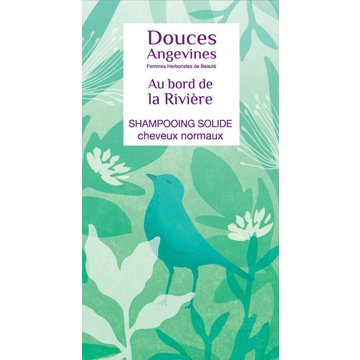 Shampooing Solide Au Bord De La Riviere