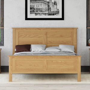 View Cambridge solid oak double bed View Cambridge solid oak double bed
