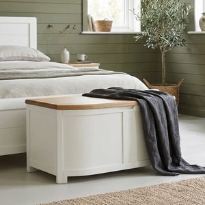 View Bradwell oak and signal white painted blanket box View Bradwell oak and signal white painted blanket box