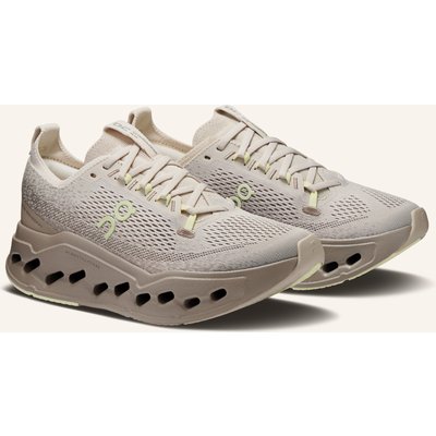 On Laufschuhe Cloudsurfer Max beige