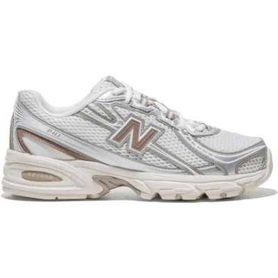 Damenschuhe New Balance Braun.