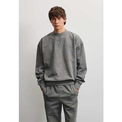 PEGADOR Logo Oversized Sweater