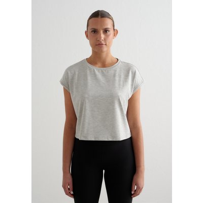 aimn Soft Basic Roll Sleeve Top