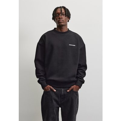 PEGADOR Tate Structured Oversized Sweater
