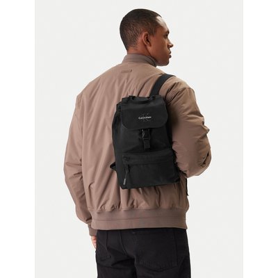 Rucksack Calvin Klein Bold Mini Flap Backpack LV04D3320G Schwarz