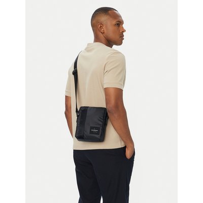 Umhängetasche Calvin Klein Rubberized Reporter LV04D3480G Schwarz