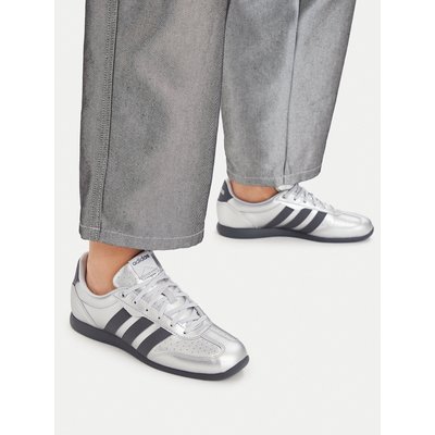 Sneakers adidas Barreda Lo HQ7384 Silberfarben