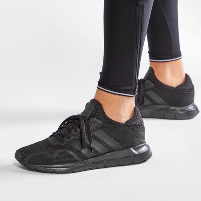 Sneakers adidas Swift Run X FY2116 Schwarz