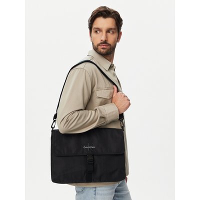 Umhängetasche Calvin Klein Bold Laptop Sleeve W/ Strap (Nyl LV04D1222G Schwarz