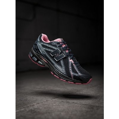 Sneakers New Balance U1906RCU Schwarz