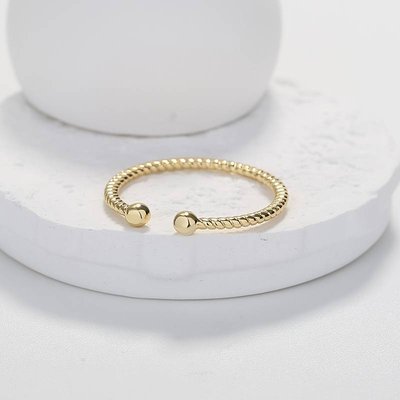 Twirl Gold Ring