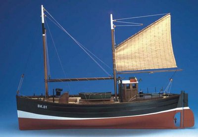 1/40 Scale Fifie Amaranth Model Kit