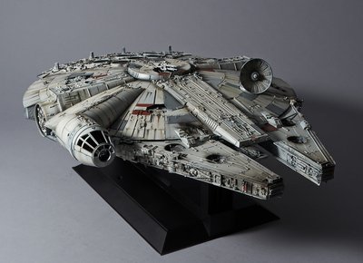 Revell 1/72 Scale Star Wars Bandai Millennium Falcon Perfect Grade Model Kit