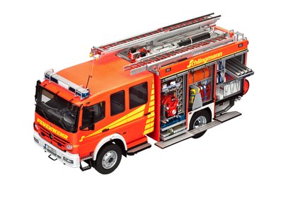 Revell 1/24 Scale Schlingmann LF 20/16 Model Kit
