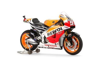 Tamiya 1/12 Scale Honda RC213V Repsol Motorcycle Model Kit