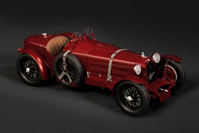 1/12 Scale Alfa Romeo Monza 100th Anniversary Model Kit