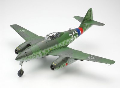 Tamiya 1/48 Scale Messerschmitt Me 262 A-1a Model Kit