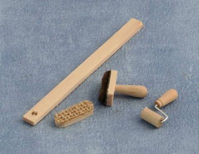 Decorating Set for 12th Scale Dolls House