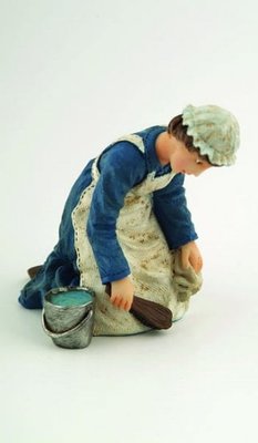 Kneeling Maid for 12th Scale Dolls House