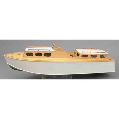 Slec Wavemaster 34 with Fittings Model Kit