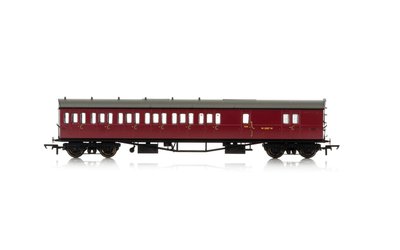 Hornby BR, Collett 57' Bow Ended D98 Six Compartment Brake Third (Left Hand), W5507W - Era 4 OO Gauge