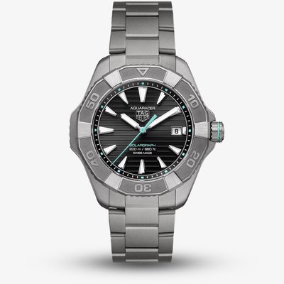 TAG Heuer Mens Aquaracer Professional 200 Solargraph Black Dial Titanium Bracelet Watch WBP1184.BF0008