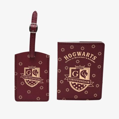 Harry Potter Gryffindor Passport And Luggage Tag Accessory Set