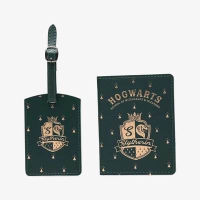 Harry Potter Slytherin Passport And Luggage Tag Accessory Set