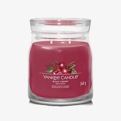 Yankee Candle Black Cherry Signature Medium Jar Candle 1701391E