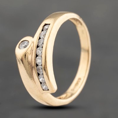 Second Hand 9ct Yellow Gold Cubic Zirconia Channel Set Crossover Ring