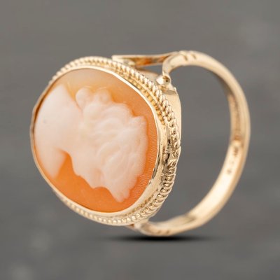 Second Hand 9ct Yellow Gold Cameo Oval Dress Ring