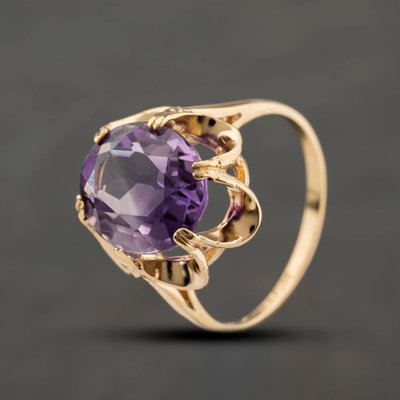 Second Hand 9ct Yellow Gold Amethyst Oval Dress Ring 41104462