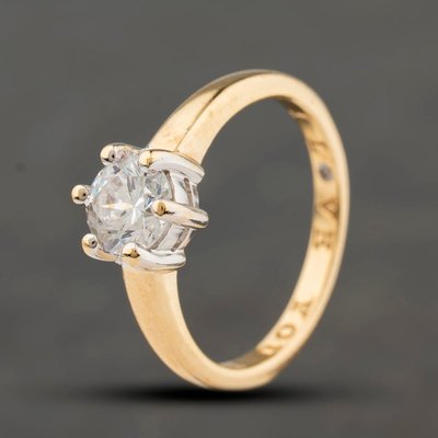 Second Hand 9ct Yellow Gold Cubic Zirconia Single Stone Dress Ring 41104466