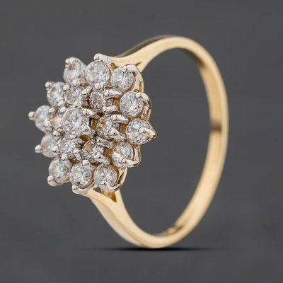 Second Hand 9ct Yellow Gold Cubic Zirconia Three Trier Cluster Ring 41104598