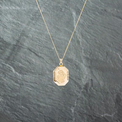 Second Hand 9ct Yellow Gold Octagonal Hand Engraved Flower Locket Pendant & 18 Inch Curb Chain 41142757